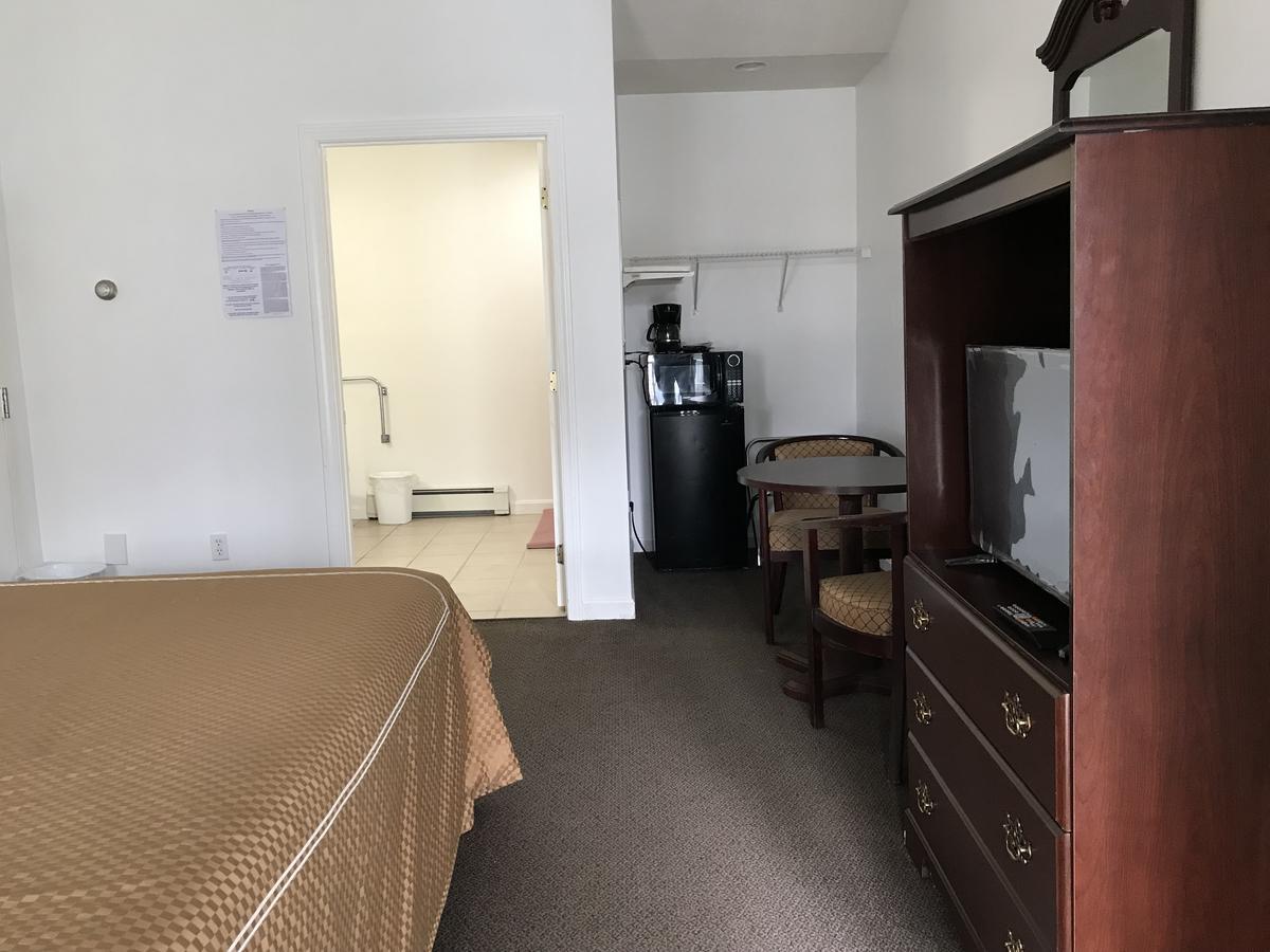 Motel Exit 5 &
